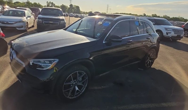 
								MERCEDES-BENZ GLC 300 full									