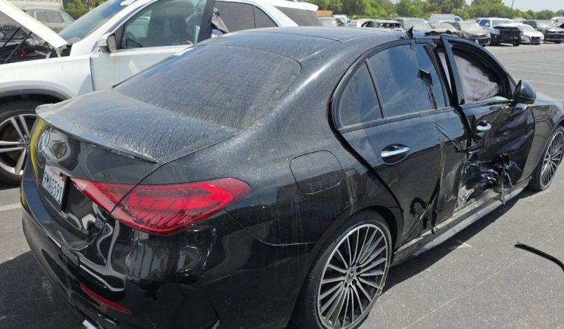 
								MERCEDES-BENZ C-CLASS full									