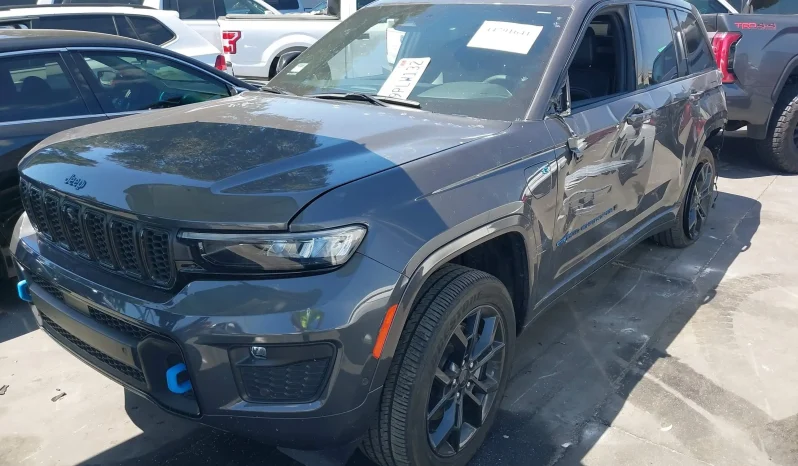 
								Jeep Grand Cherokee 4xe full									
