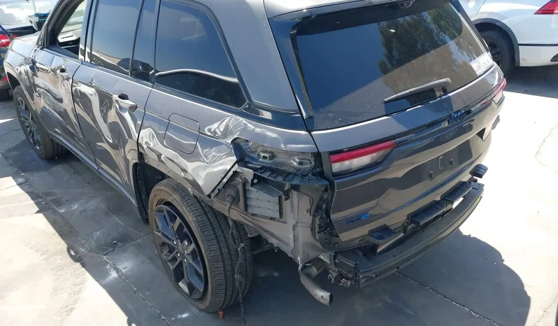 
								Jeep Grand Cherokee 4xe full									