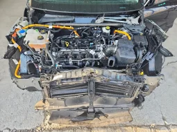 
										Ford Escape full									