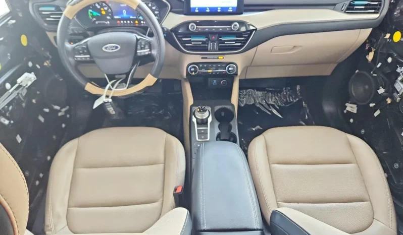 
								Ford Escape full									