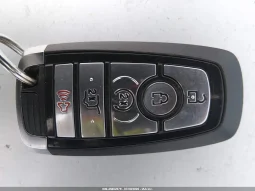 
										Ford Escape full									
