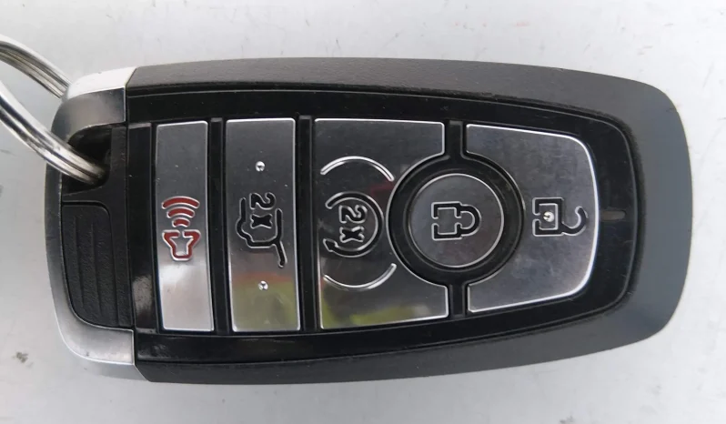 
								Ford Escape full									