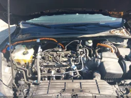 
										Ford Escape full									