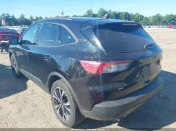 
										Ford Escape full									