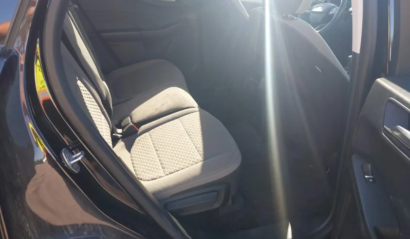 
								Ford Escape full									