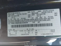 
										Ford Escape full									