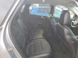 
										Ford Escape Hybrid full									