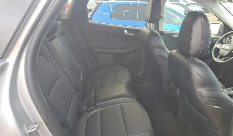 
								Ford Escape Hybrid full									