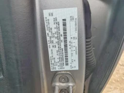 
										Ford Escape Hybrid full									