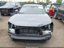 
										Honda Accord Hybrid full									