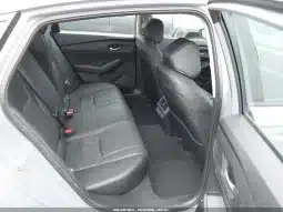 
										Honda Accord Hybrid full									