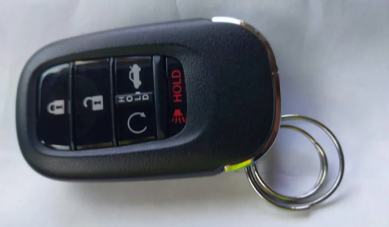 
								Honda Accord Hybrid full									