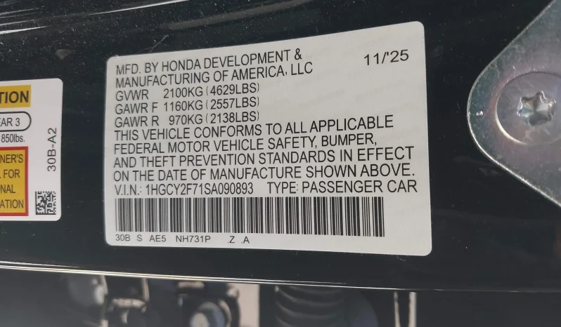 
								Honda Accord Hybrid full									