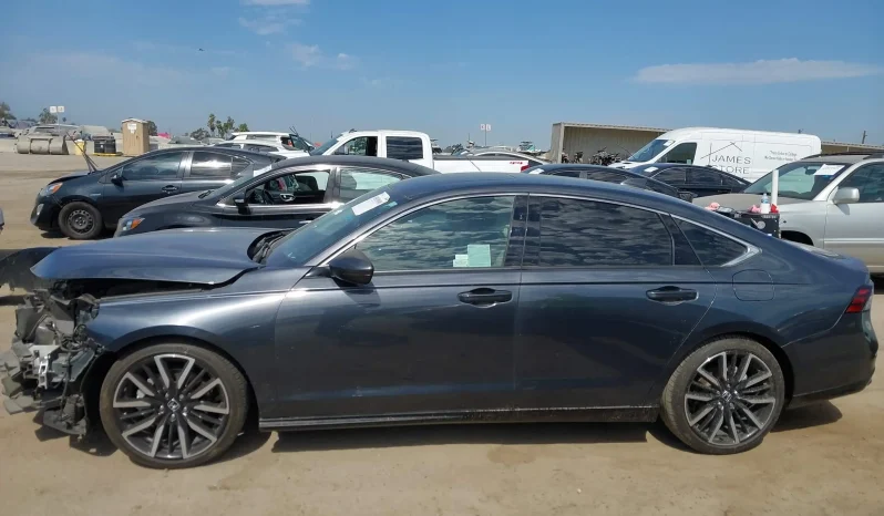 
								Honda Accord full									