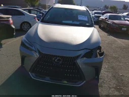 
										Lexus NX 350H full									