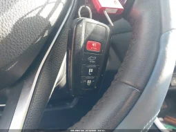 
										Toyota RAV4 full									