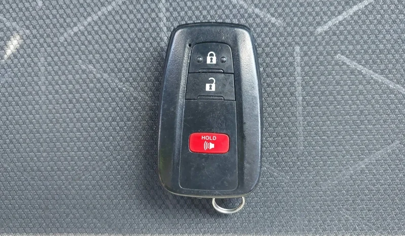 
								Toyota RAV4 full									