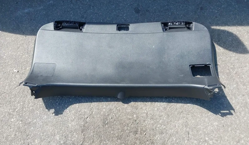 
								Toyota RAV4 full									