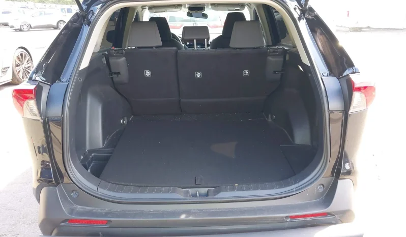 
								Toyota RAV4 full									