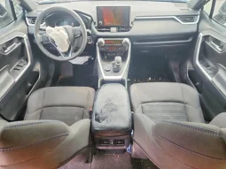 
										Toyota RAV4 full									