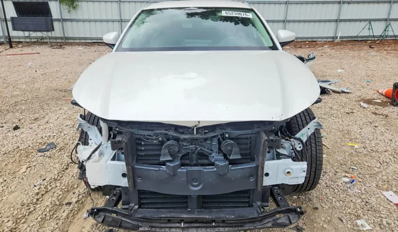 
								Mazda CX-30 full									