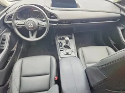 
										Mazda CX-30 full									