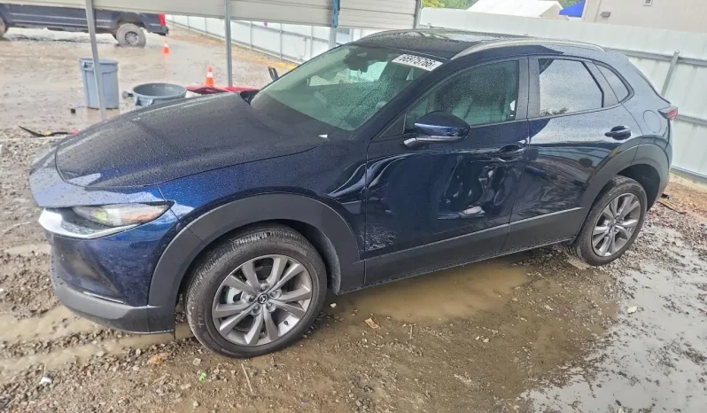 
								Mazda CX-30 full									