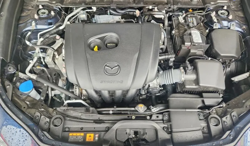 
								Mazda CX-30 full									