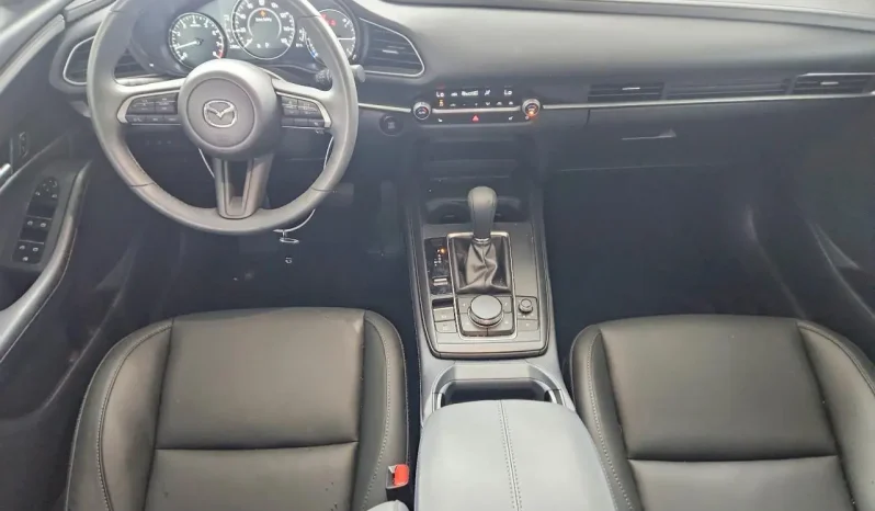 
								Mazda CX-30 full									