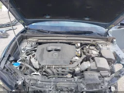 
										Mazda CX-30 full									