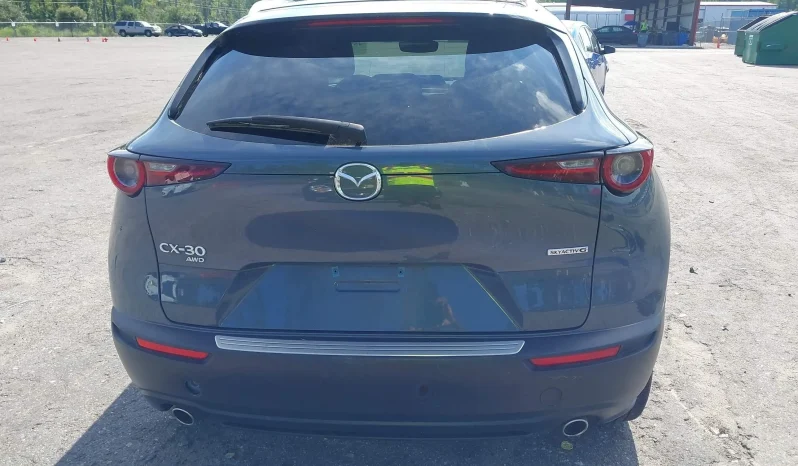 
								Mazda CX-30 full									