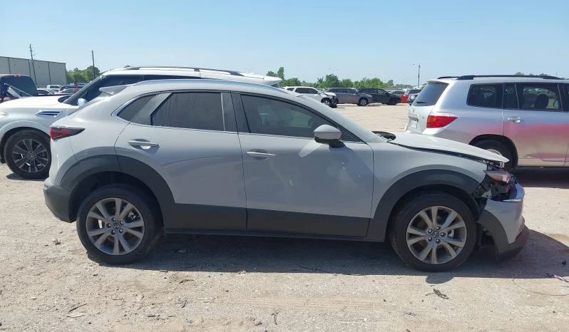 
								Mazda CX-30 full									