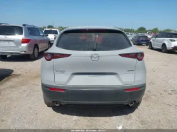 
										Mazda CX-30 full									