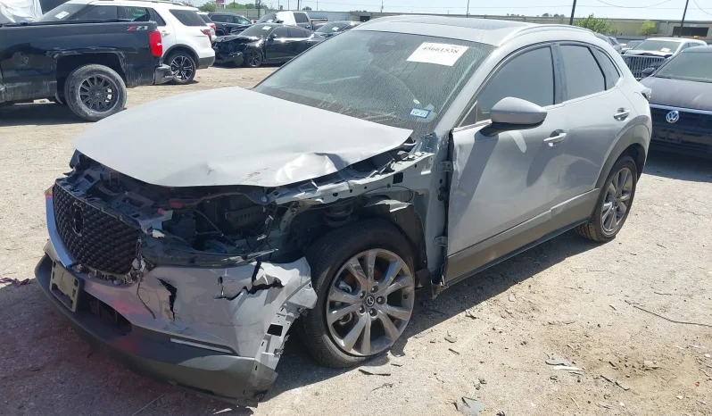 
								Mazda CX-30 full									