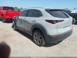 
										Mazda CX-30 full									