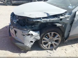 
										Mazda CX-30 full									