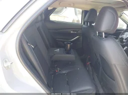 
										Mazda CX-30 full									