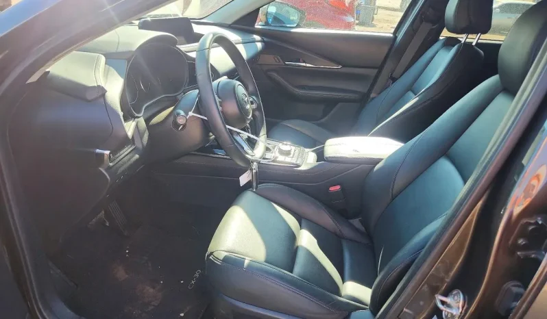 
								Mazda CX-30 full									