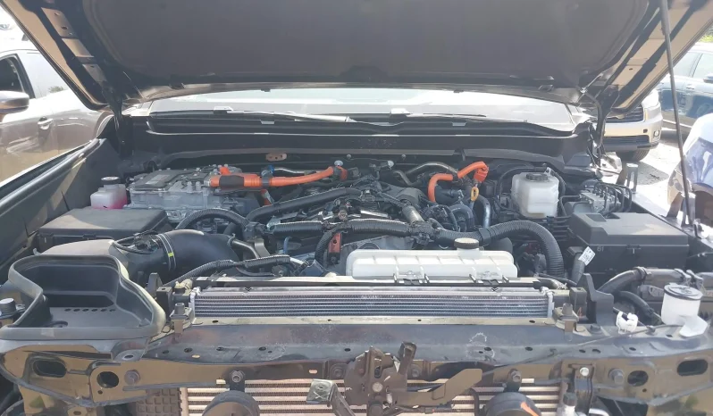 
								Toyota Tacoma Hybrid full									