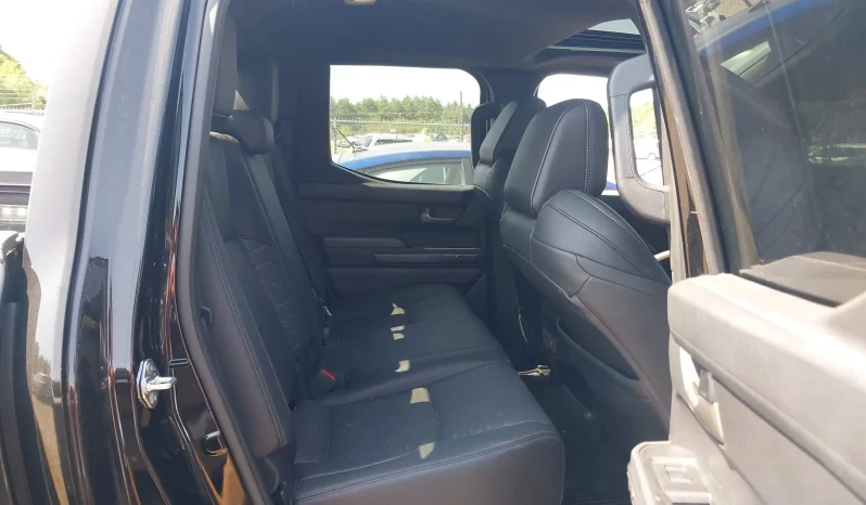 
								Toyota Tacoma Hybrid full									