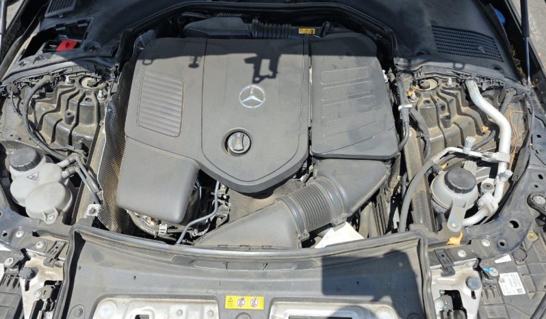 
								MERCEDES-BENZ C-CLASS full									