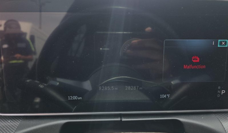 
								MERCEDES-BENZ C-CLASS full									