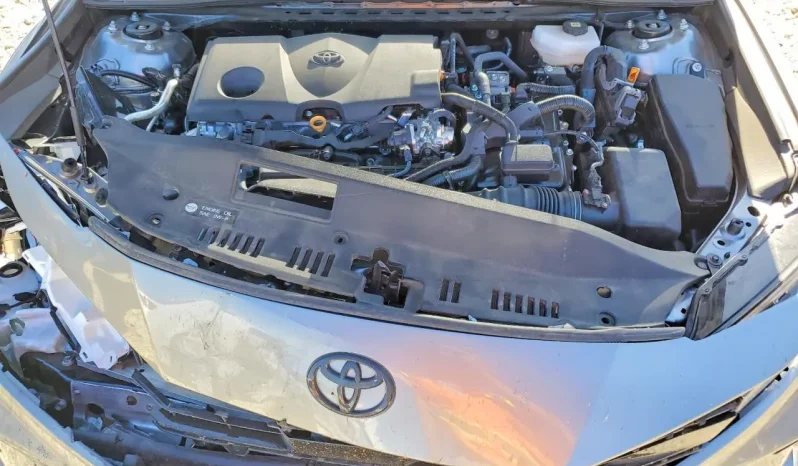 
								Toyota Camry Xse full									