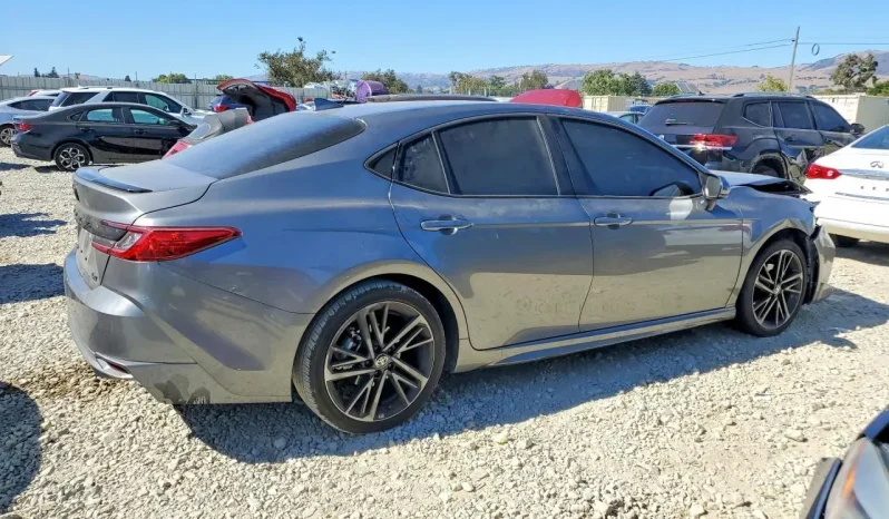 
								Toyota Camry Xse full									