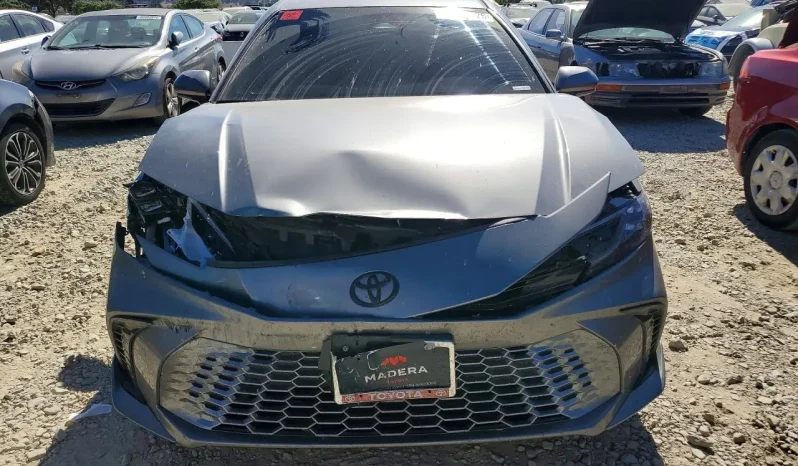
								Toyota Camry Xse full									