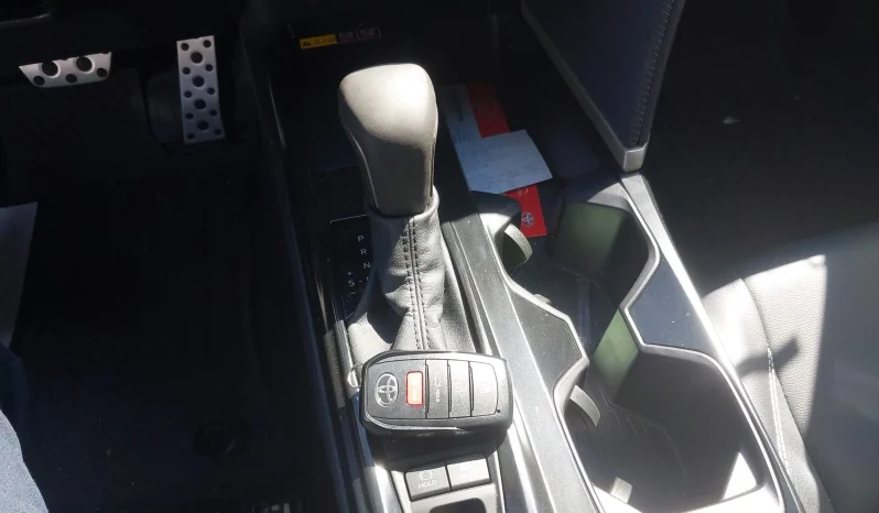 
								Toyota Camry full									