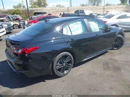 
										Toyota Camry full									