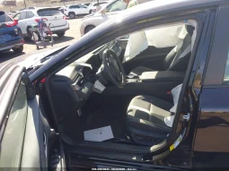 
										Toyota Camry full									